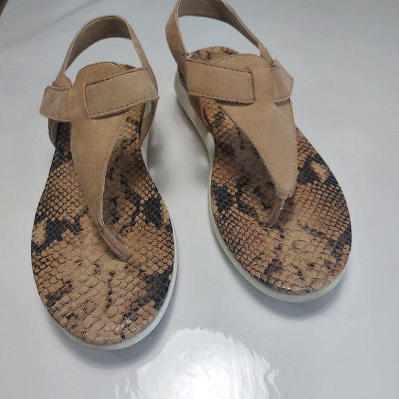 Naturalizer Lincoln Ladies Leather Sandals/Flip Flop Tan Size 9.5M - Picture 10 of 10